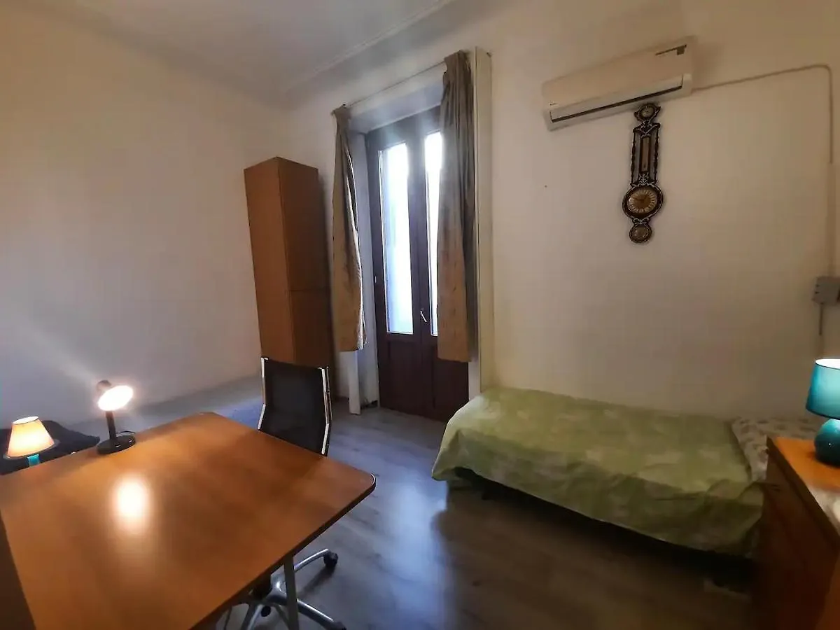 منزل للإقامة ميلان Private Room In A Quiet Apartment In The City Center